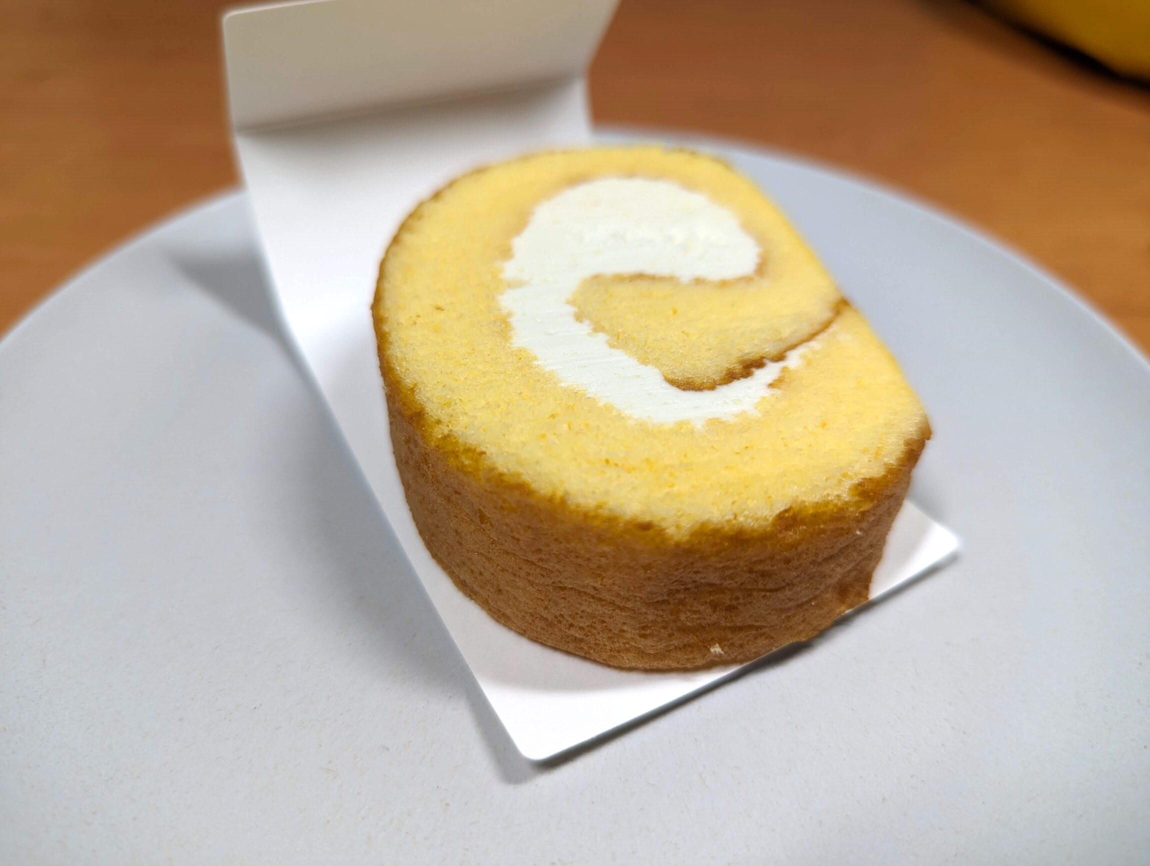 Made in ピエールエルメの「バニラのロールケーキ」の写真 (3)