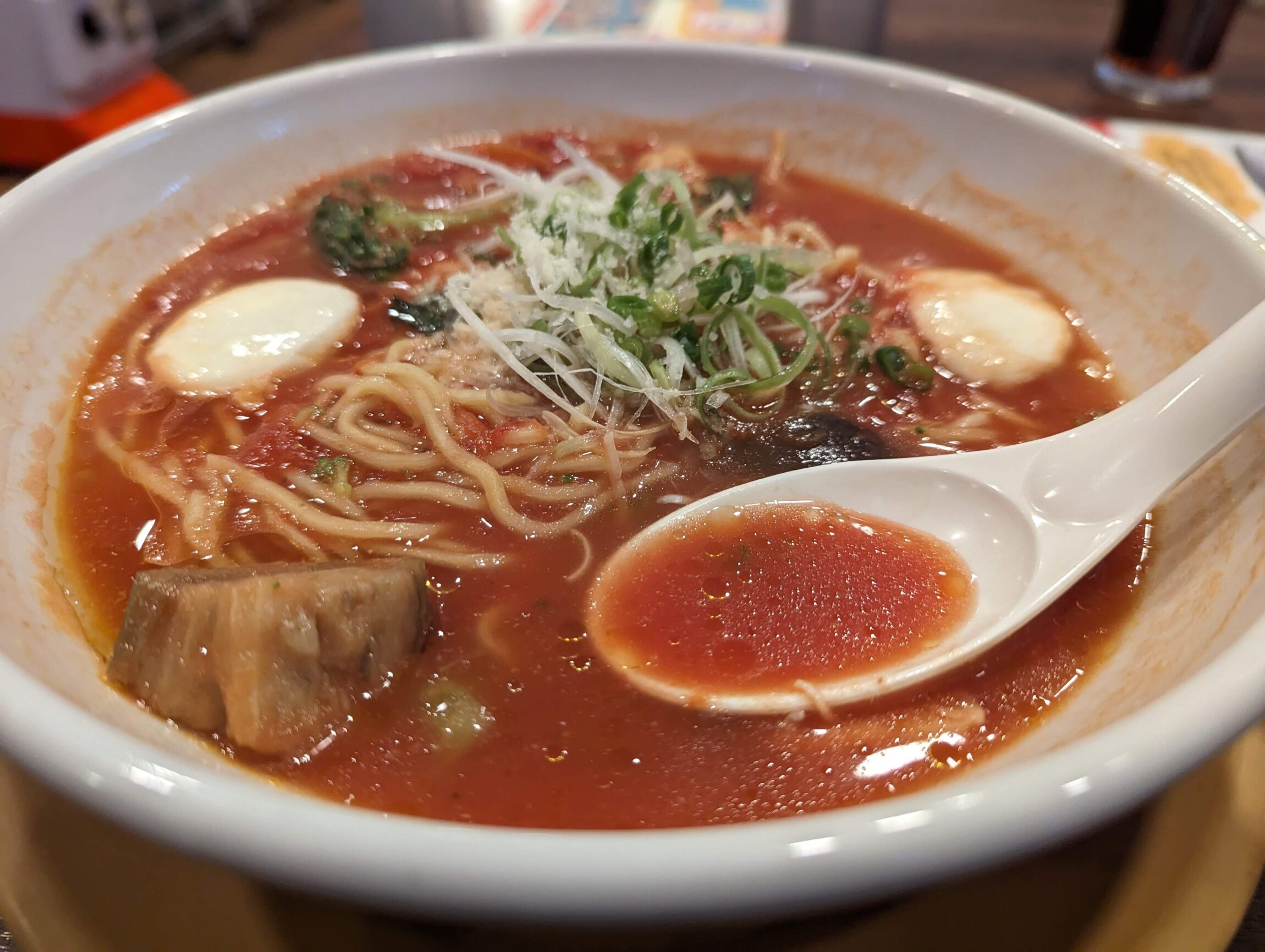 ジョナサンの「野菜の恵み！トマトらー麺」の写真 (5)